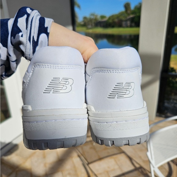 New Balance 550 White Sneakers - Picture 7 of 9